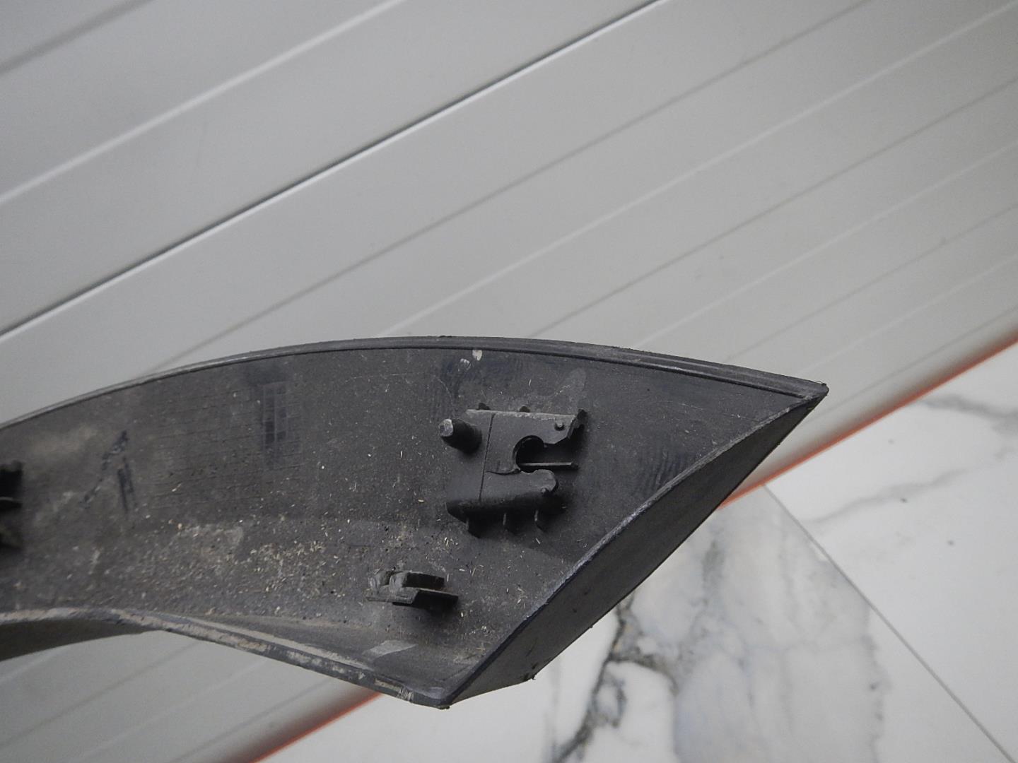 Накладка двери задней правой