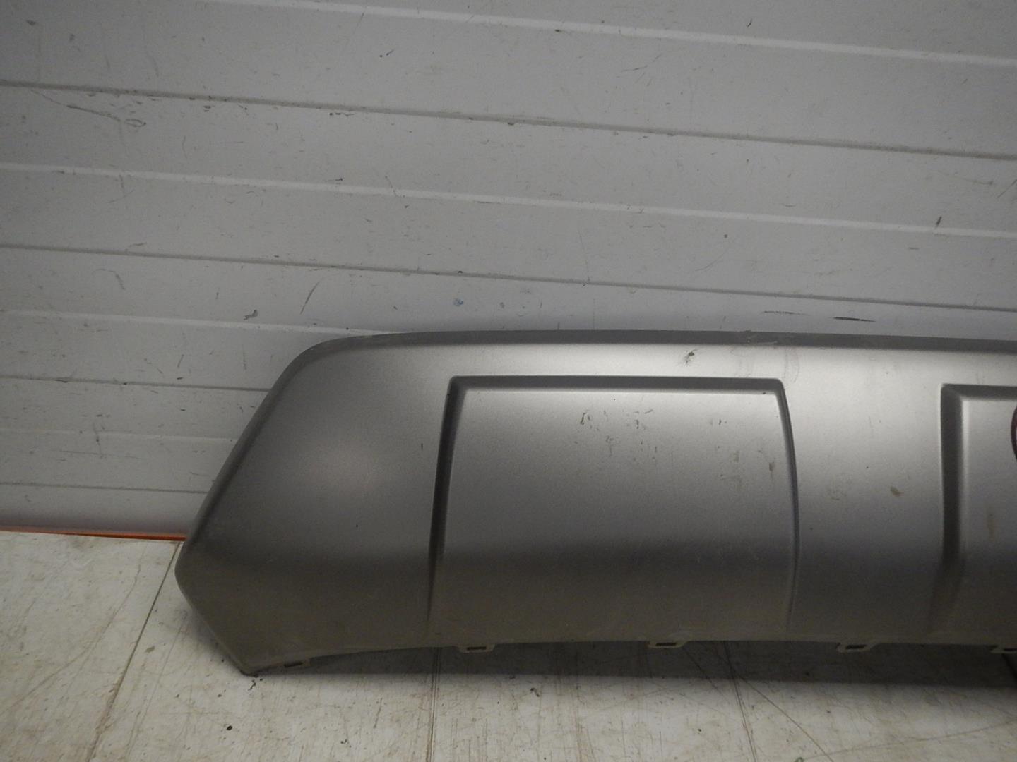 Накладка заднего бампера