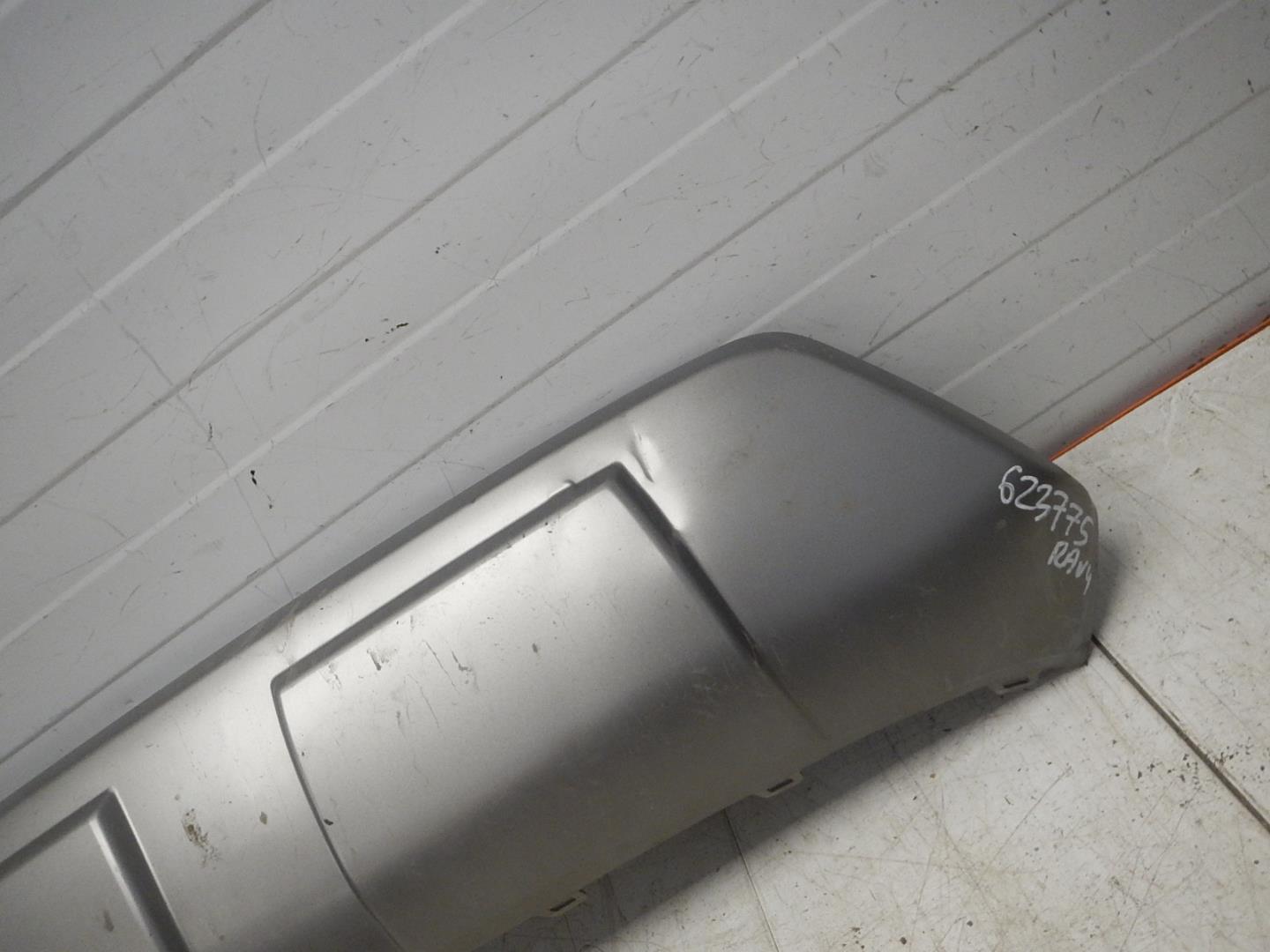 Накладка заднего бампера