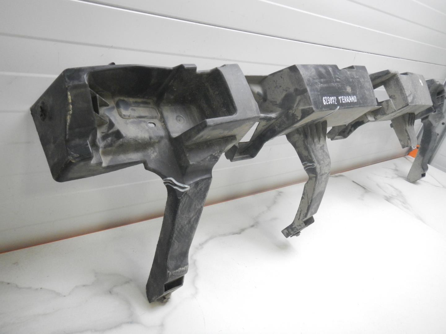 Усилитель заднего бампера