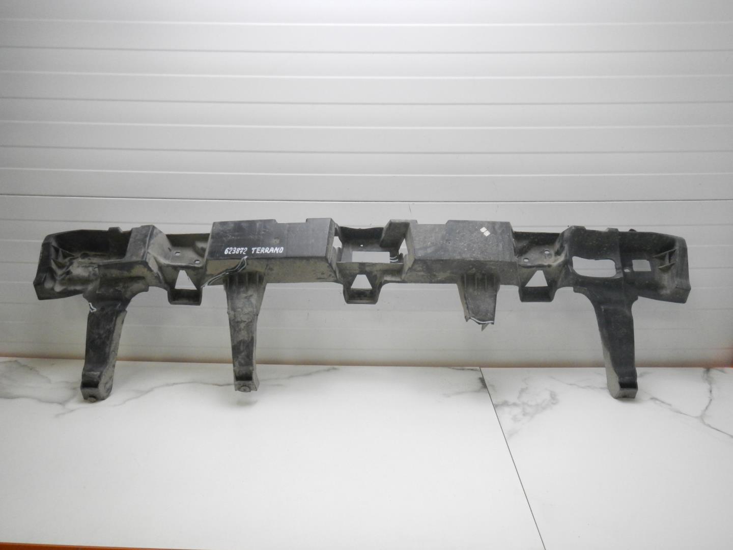 Усилитель заднего бампера