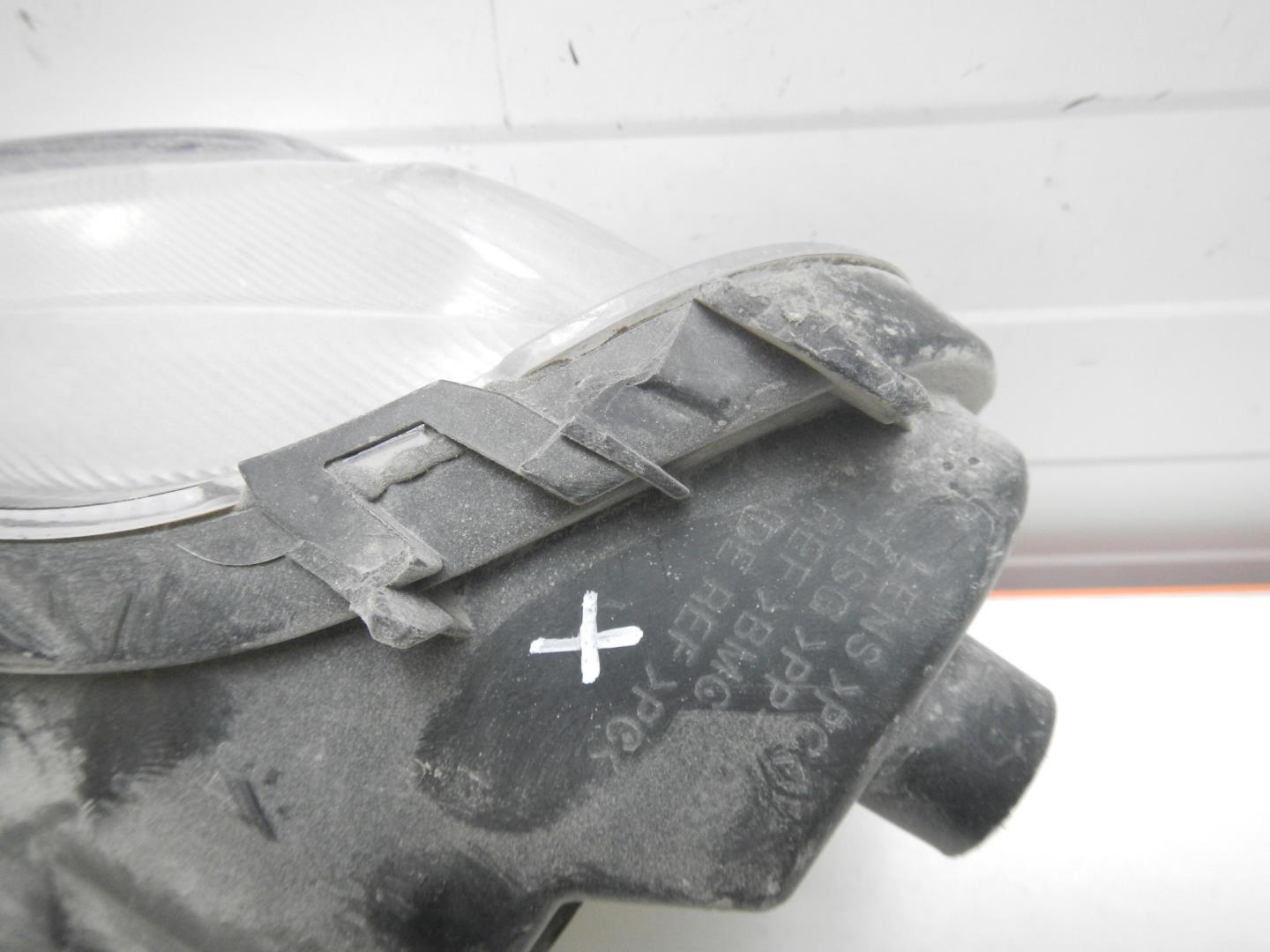 Фара противотуманная правая