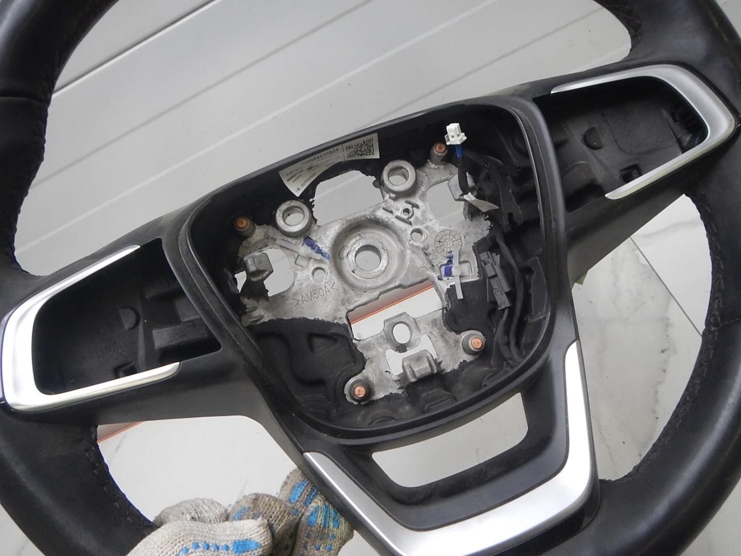 Рулевое колесо (руль)