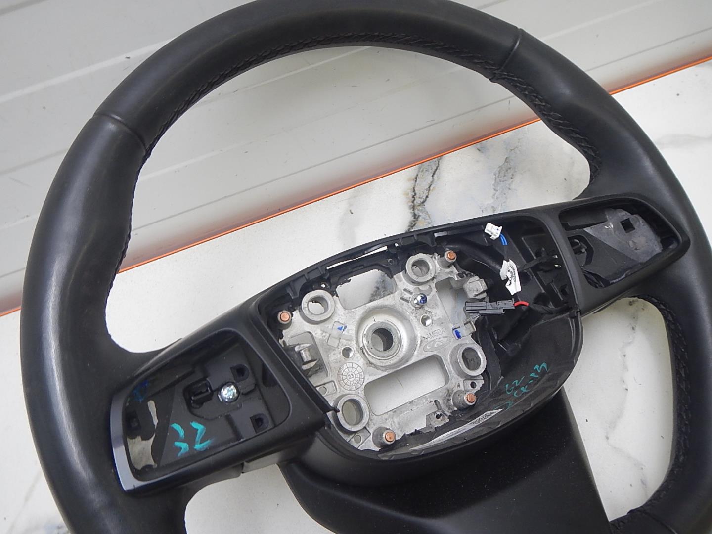 Рулевое колесо (руль)