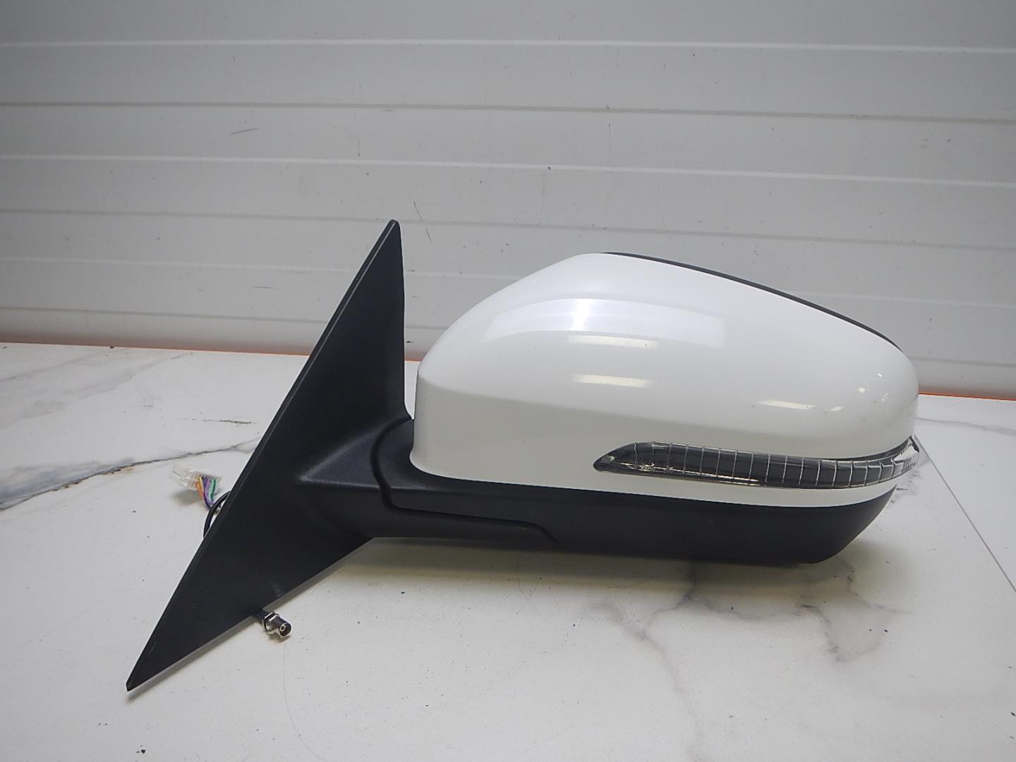 Зеркало левое электрическое