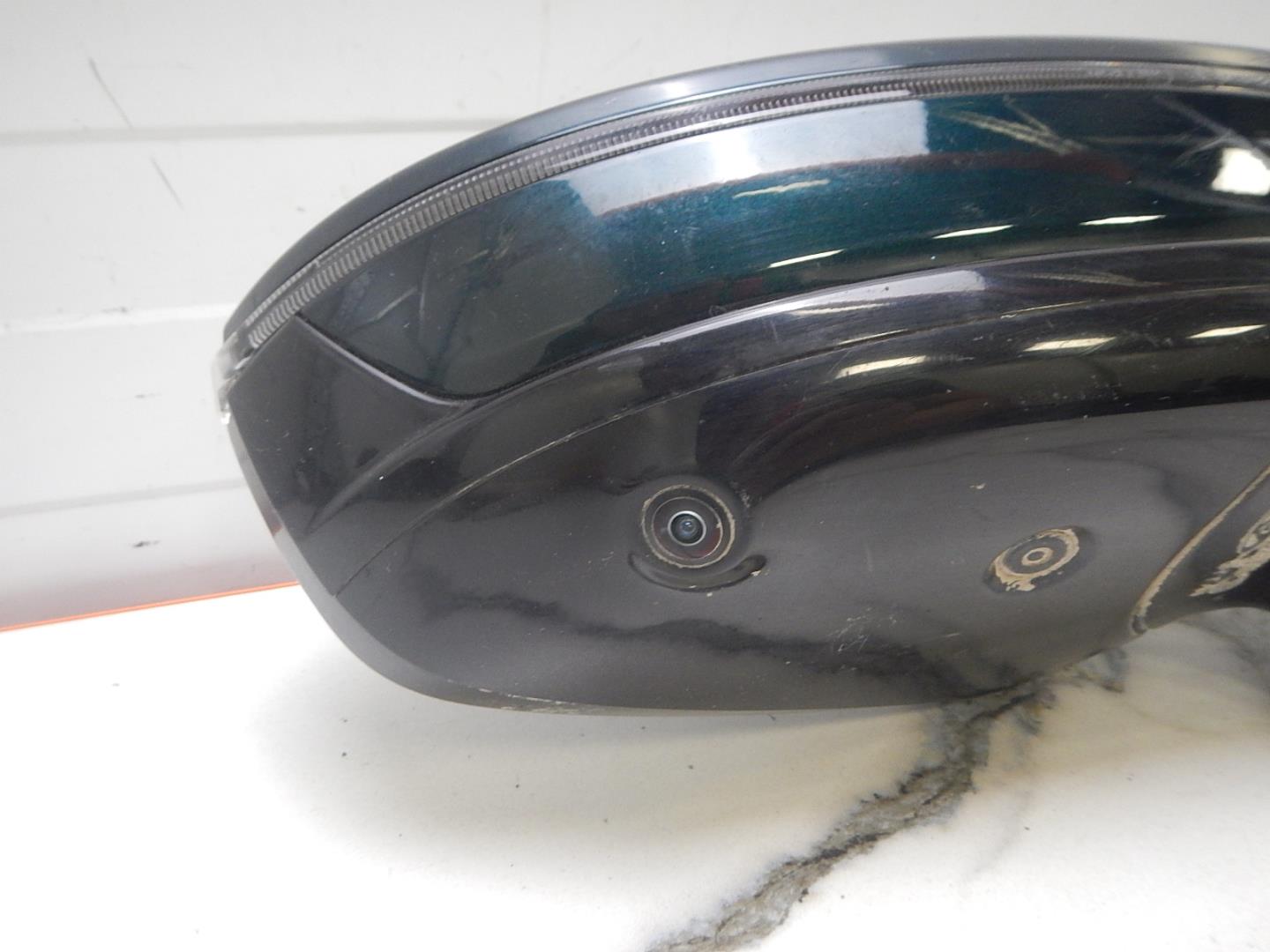 Зеркало правое электрическое