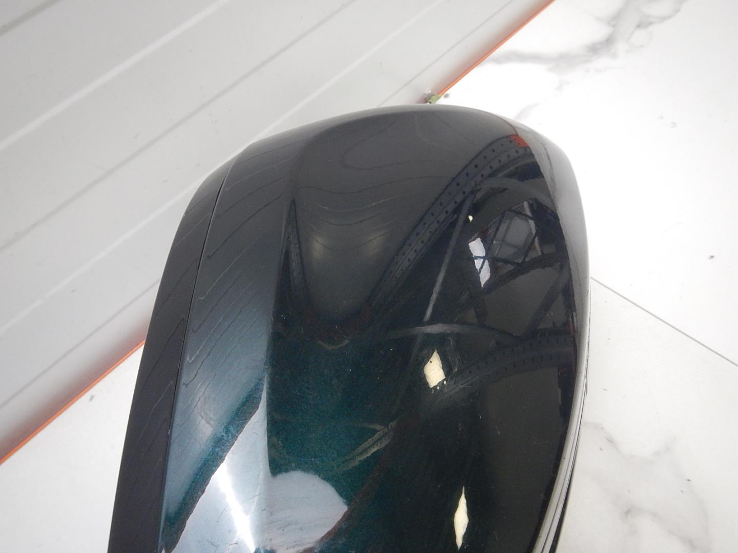 Зеркало правое электрическое