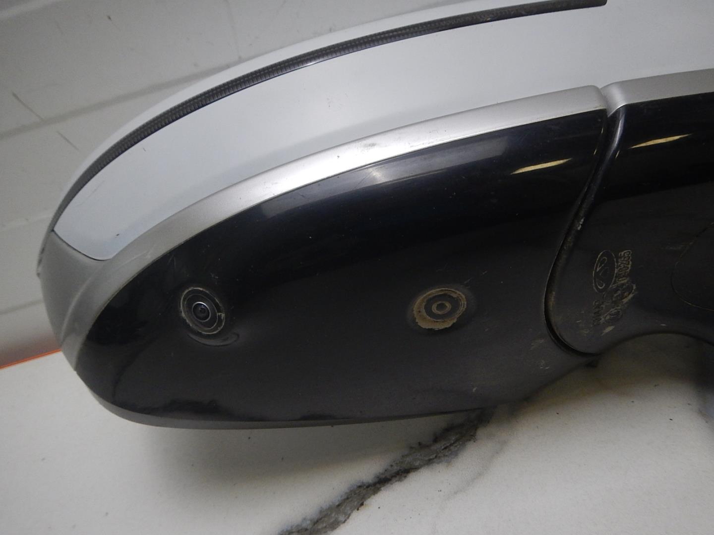 Зеркало правое электрическое