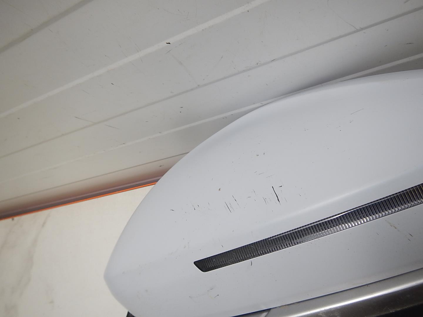 Зеркало левое электрическое