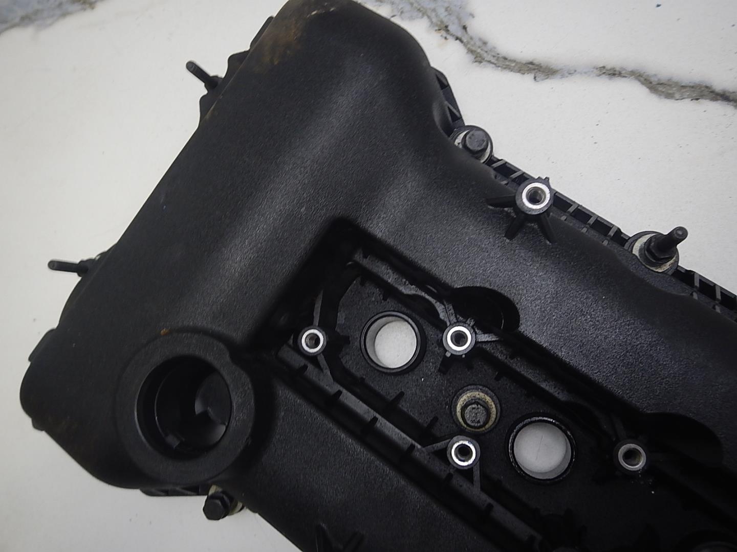 Крышка клапанная ГБЦ