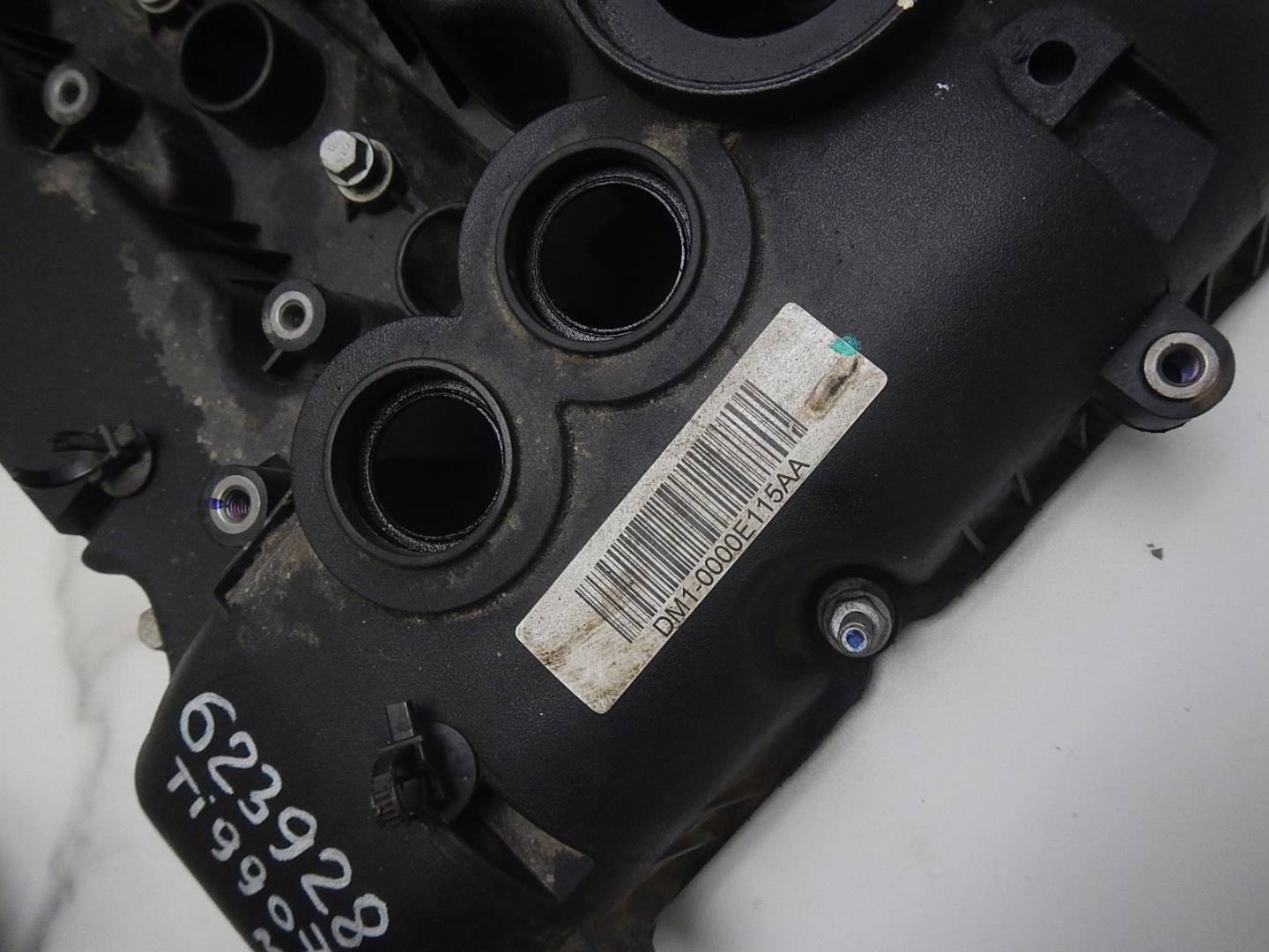 Крышка клапанная ГБЦ