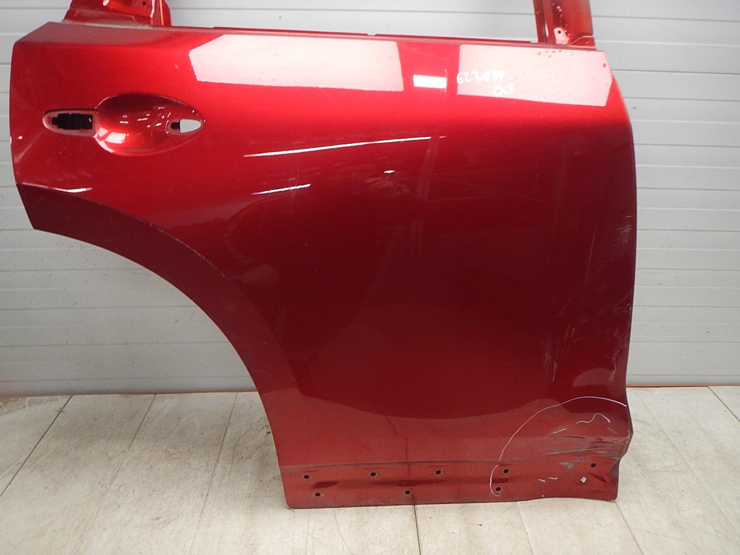 Дверь задняя правая