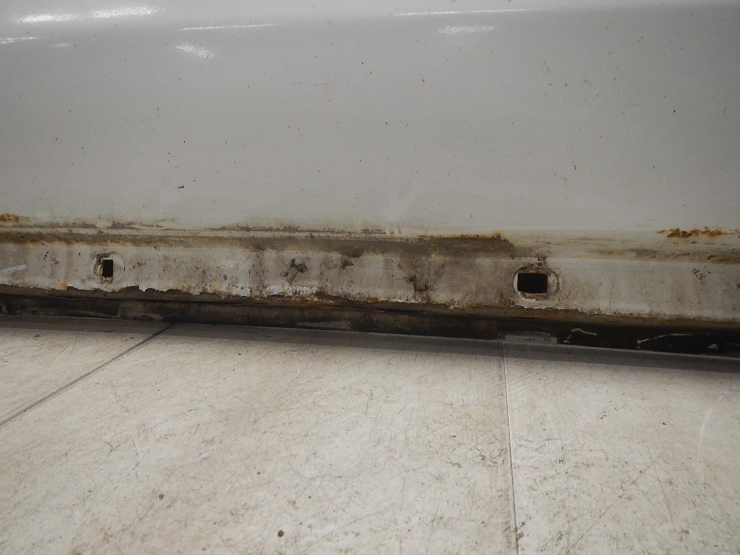 Дверь передняя левая