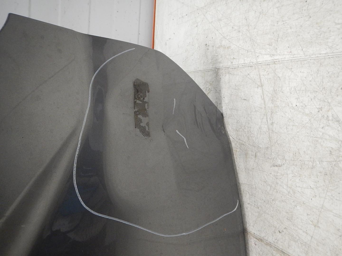 Дверь багажника