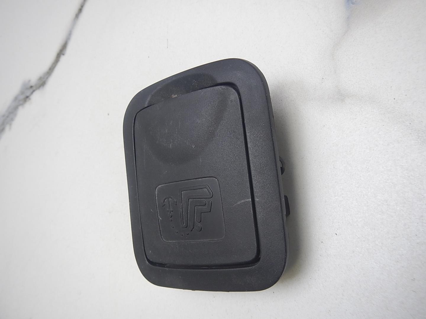 Крышка багажного отделения