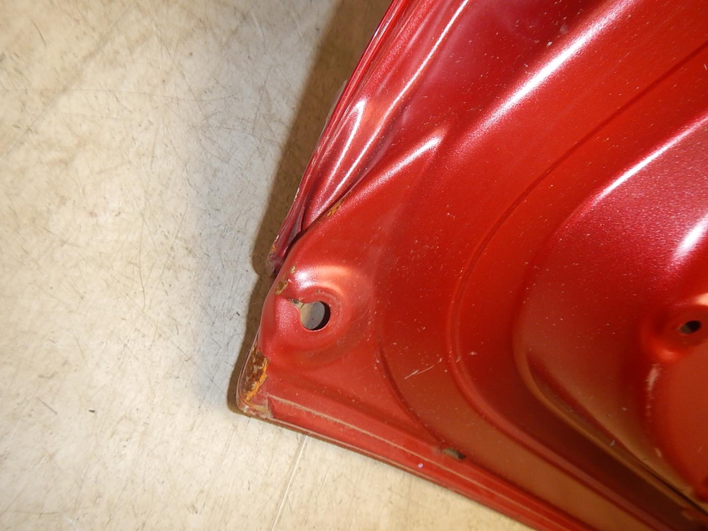 Стекло двери багажника