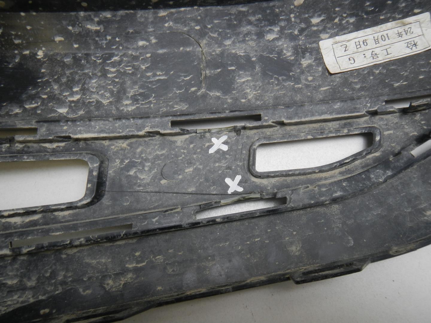 Накладка переднего бампера левая