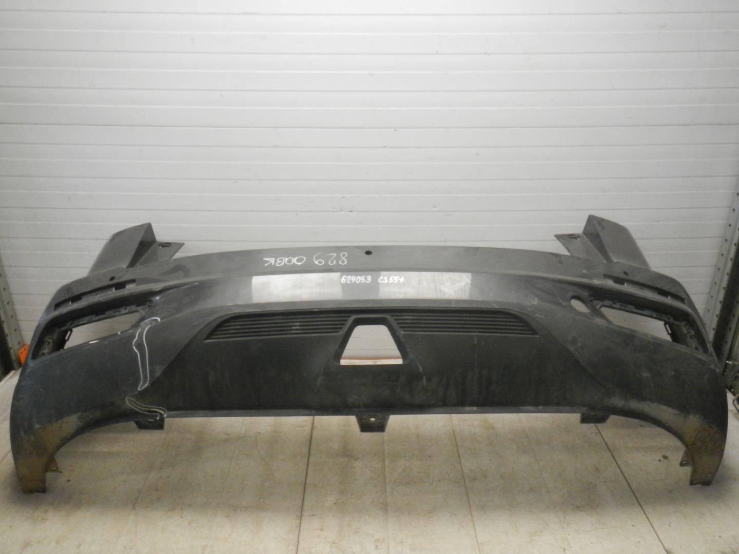 Бампер задний