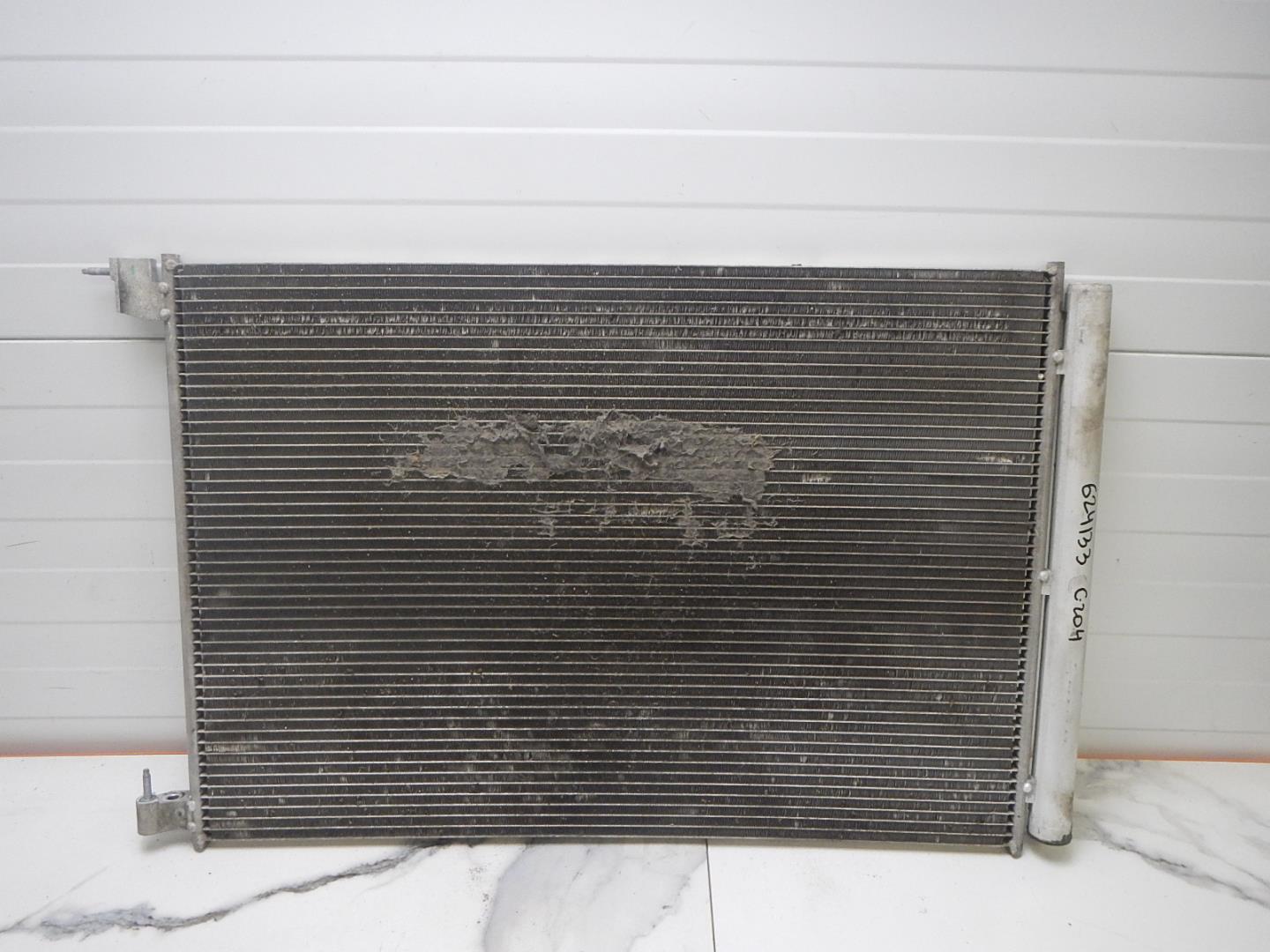 Радиатор кондиционера / конденсер