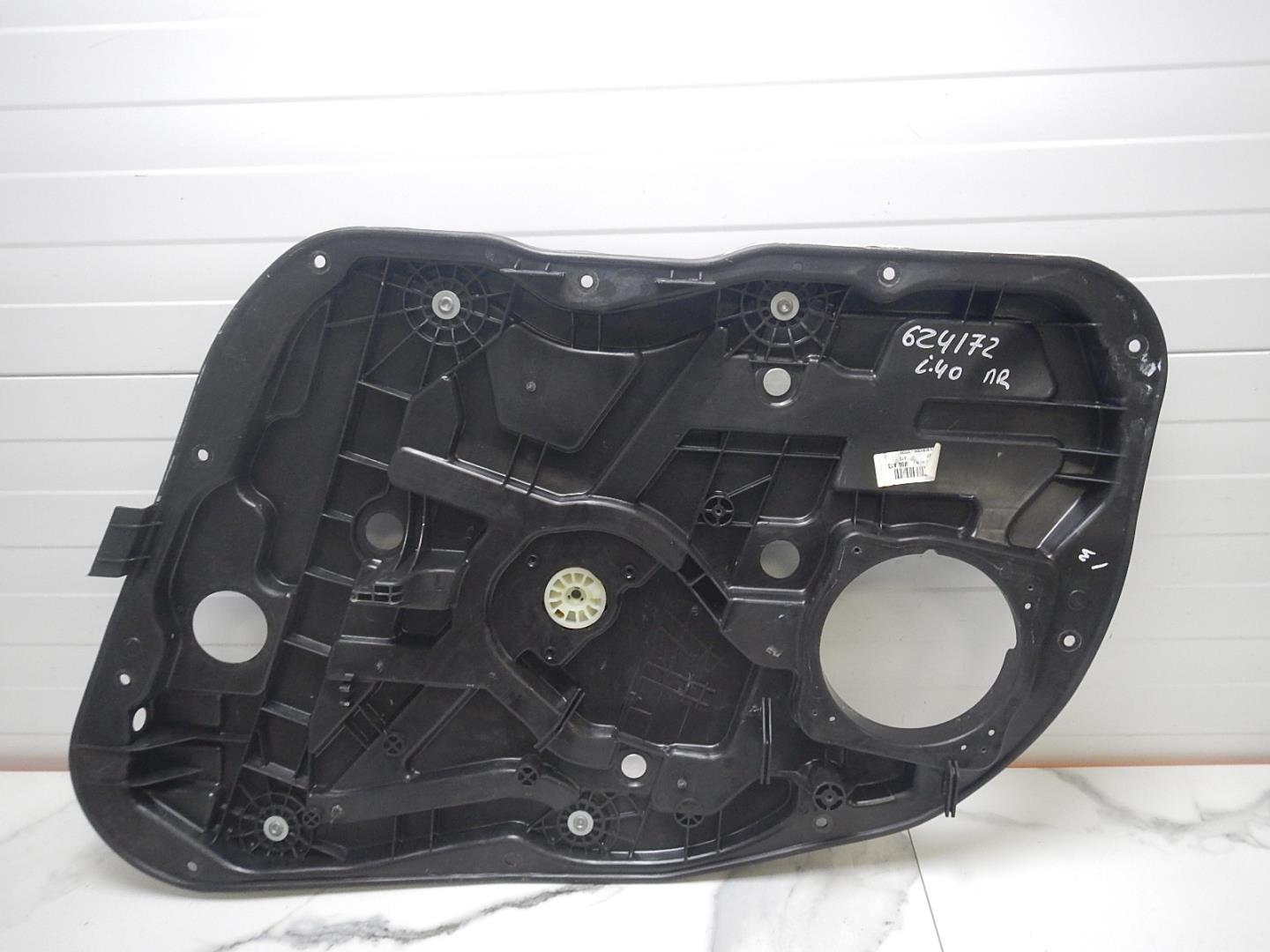 Стеклоподъемник электр. передний правый