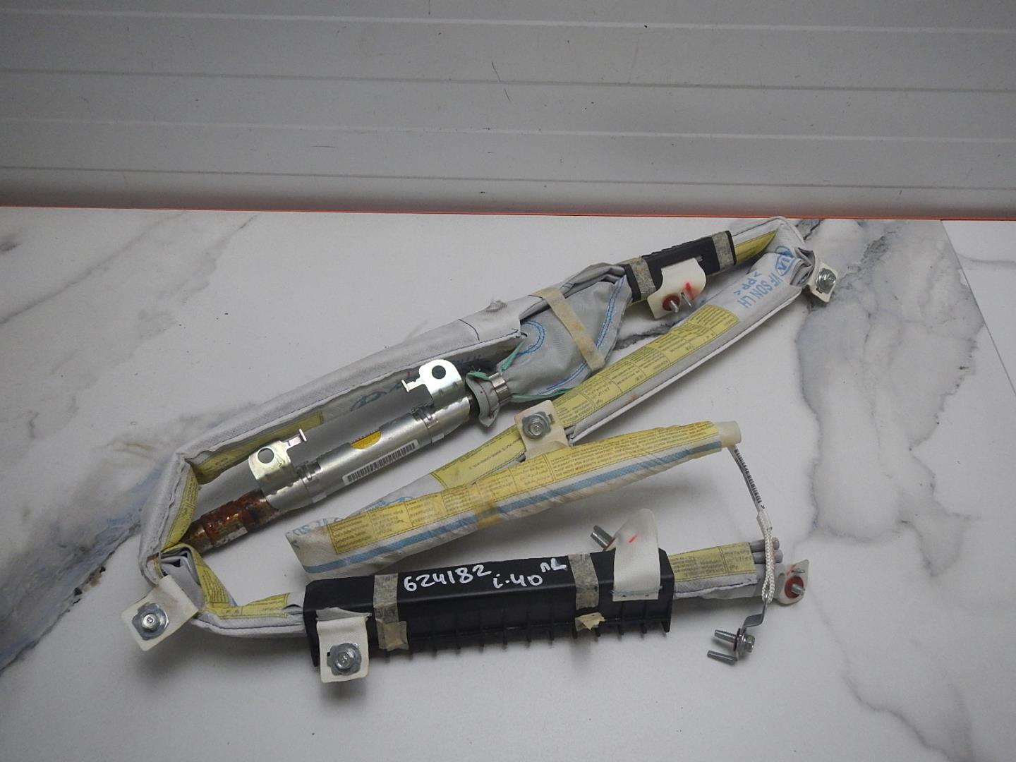 Подушка безопасности боковая (шторка)