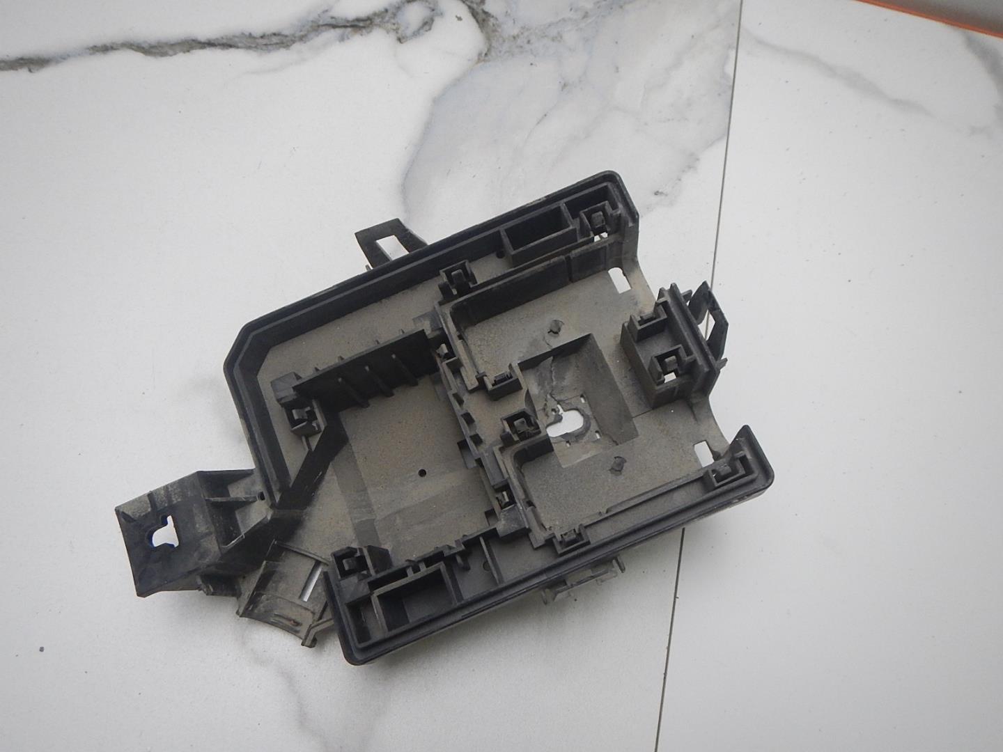 Корпус блока предохранителей