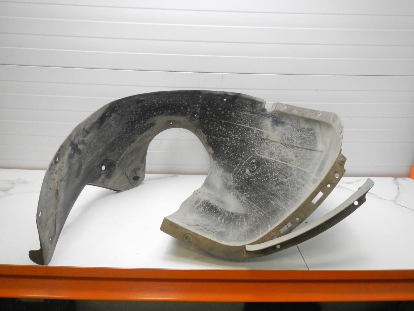 Локер передний правый