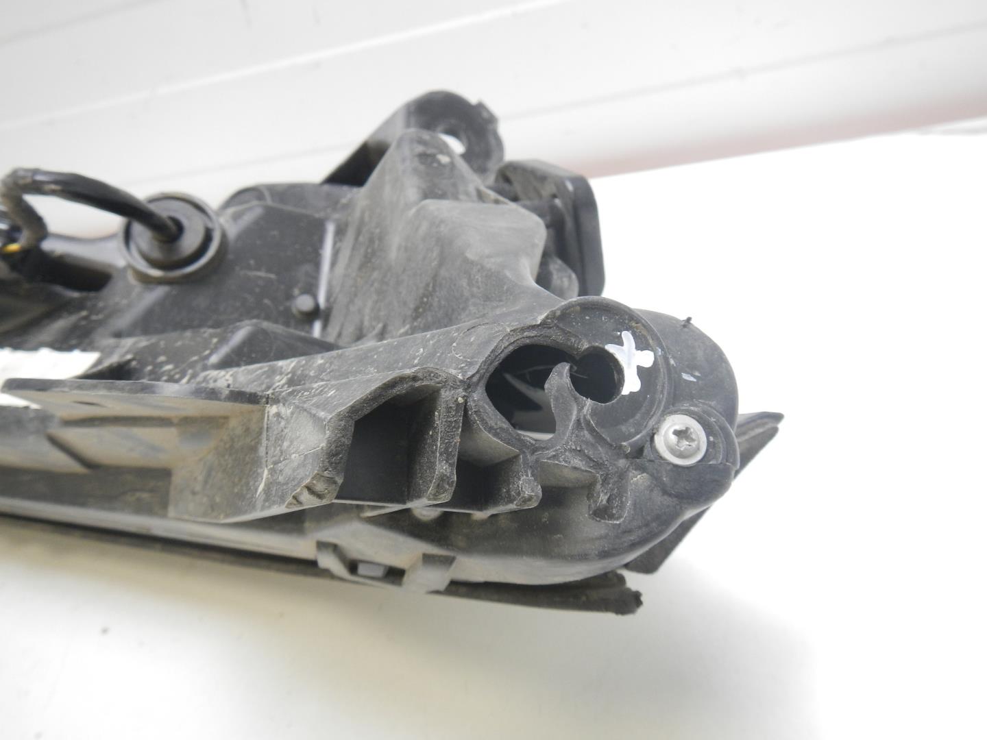 Фара дневного света левая (ходовые огни)