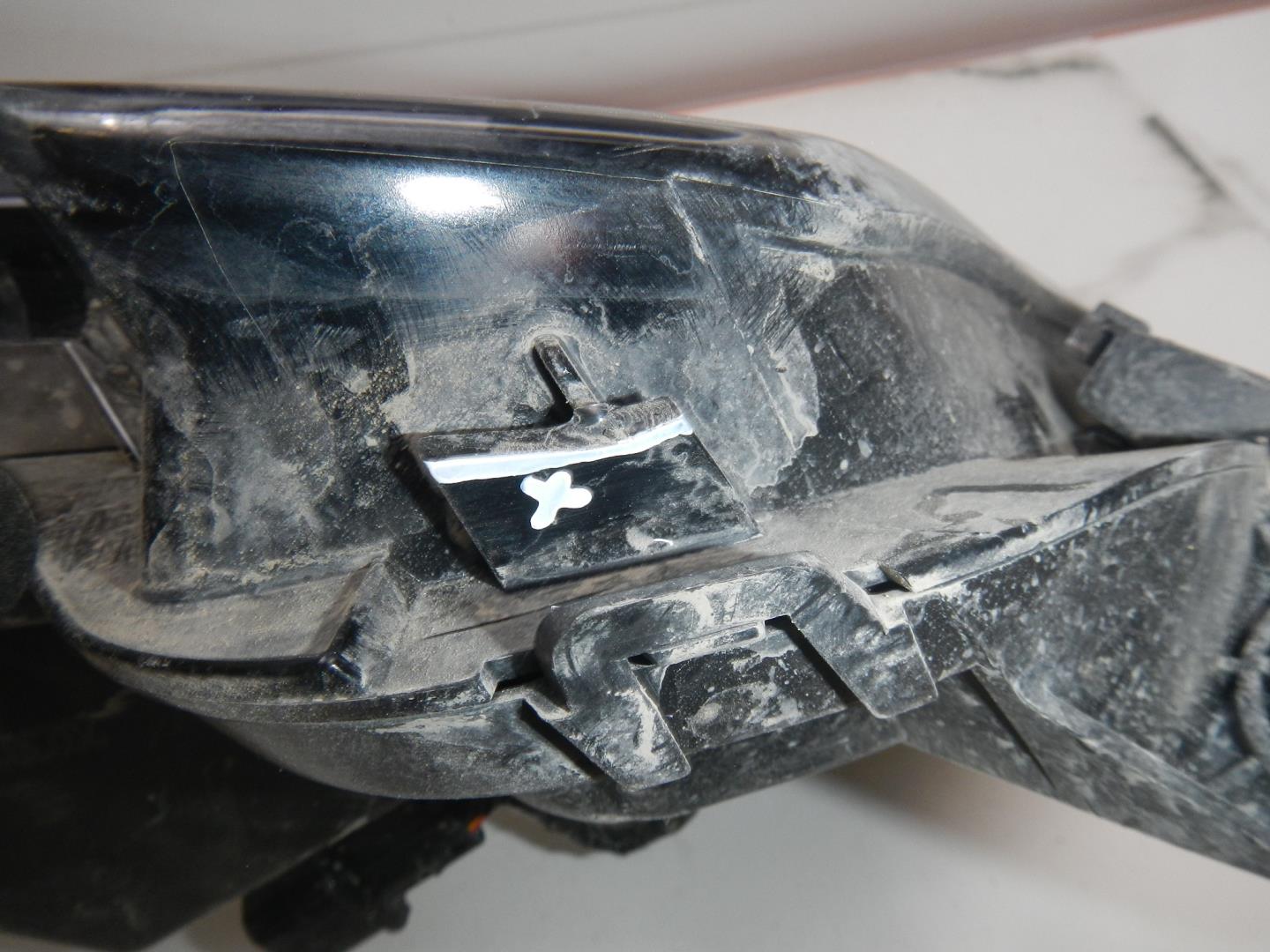 Фара дневного света левая (ходовые огни)