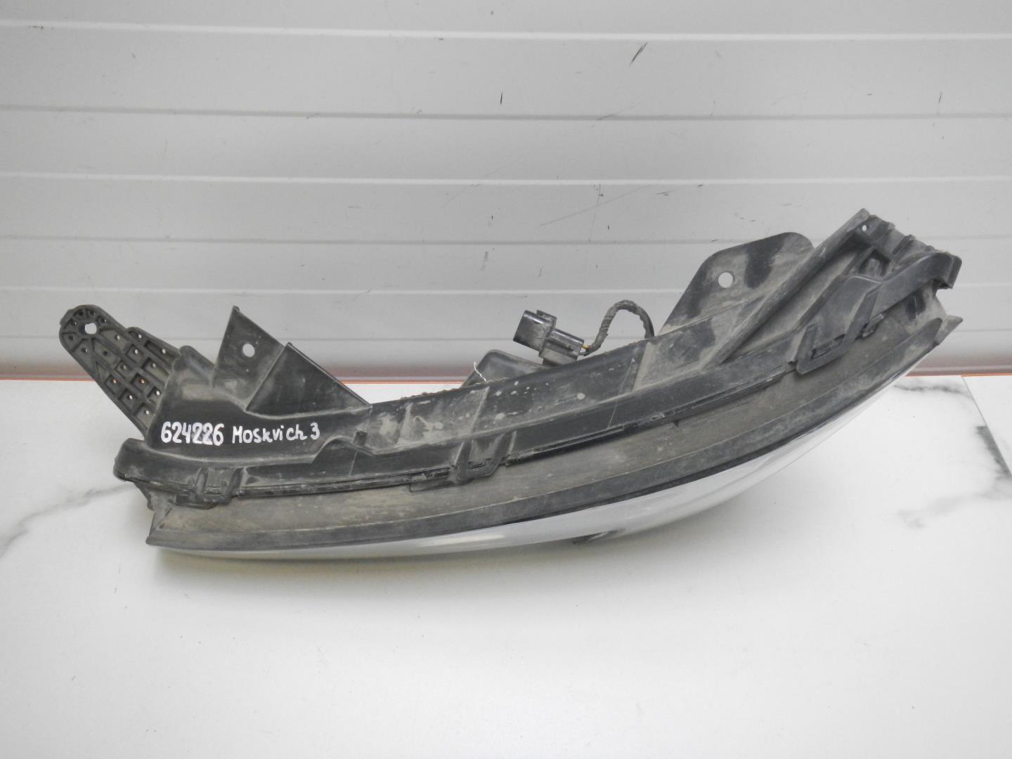 Фара дневного света левая (ходовые огни)