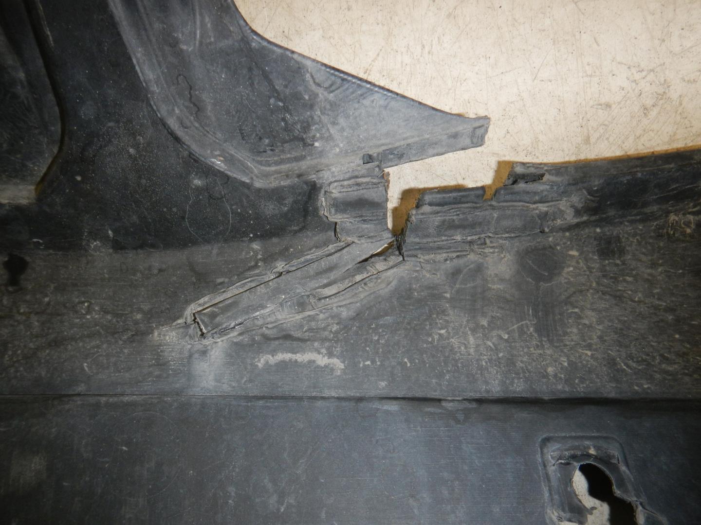 Бампер передний