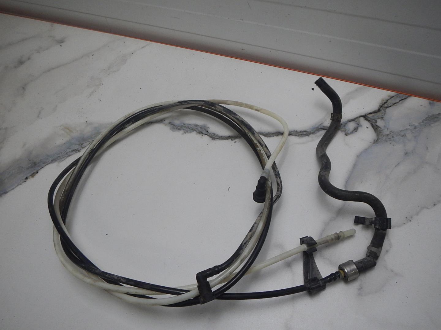 Трубка топливная