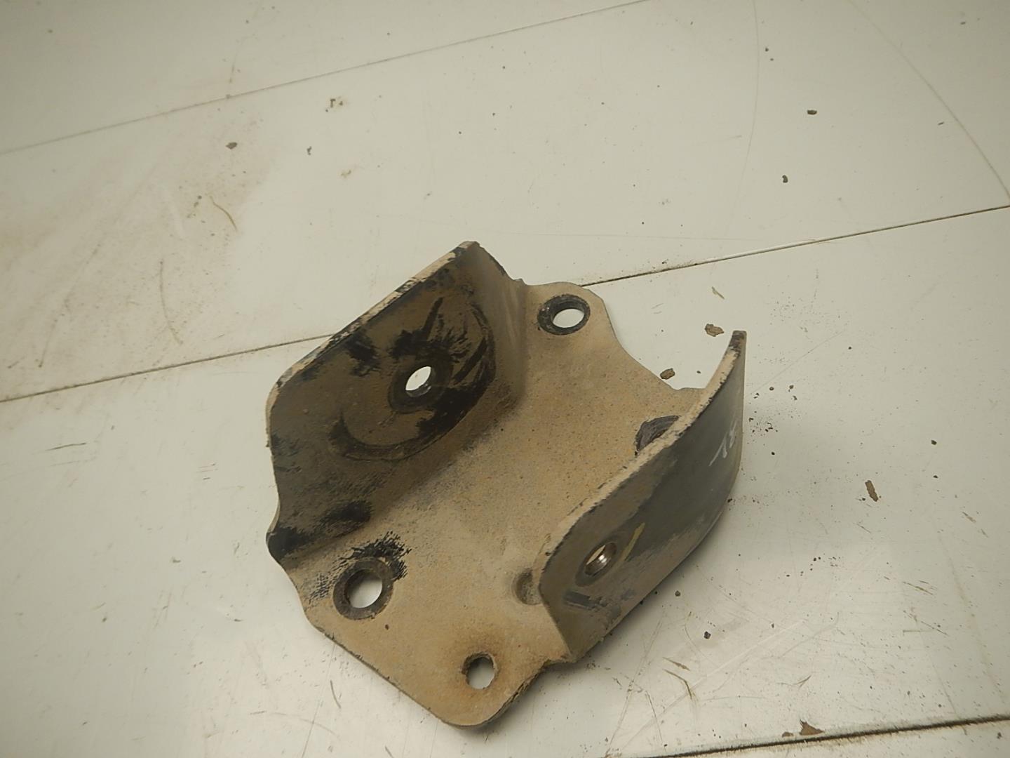 Кронштейн (п.з.к.)