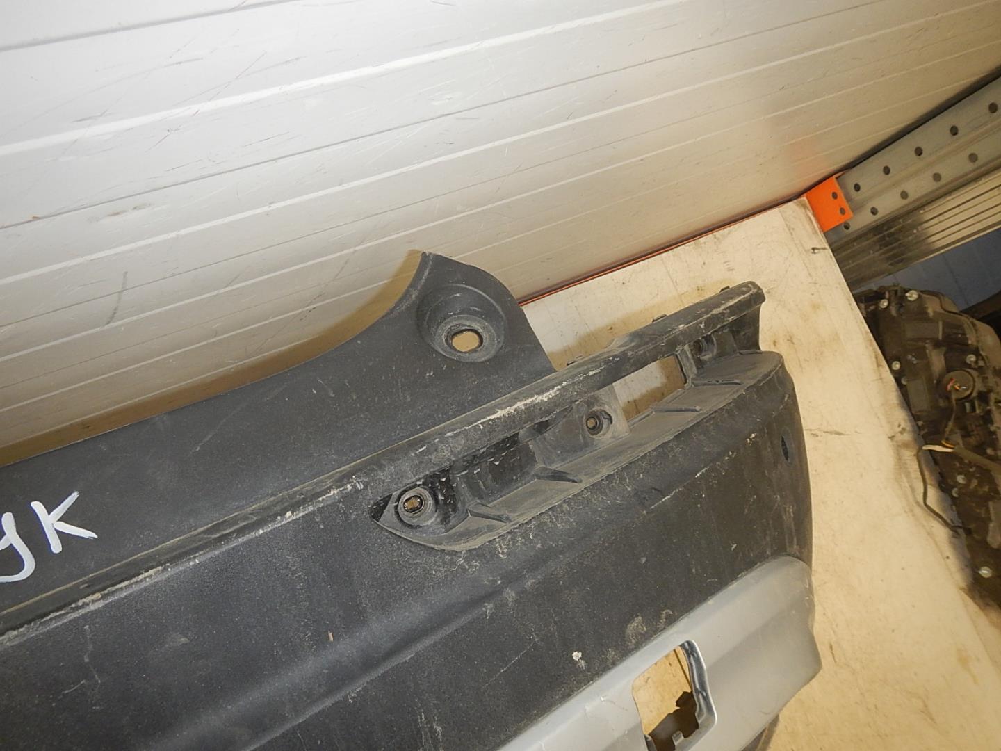 Бампер задний