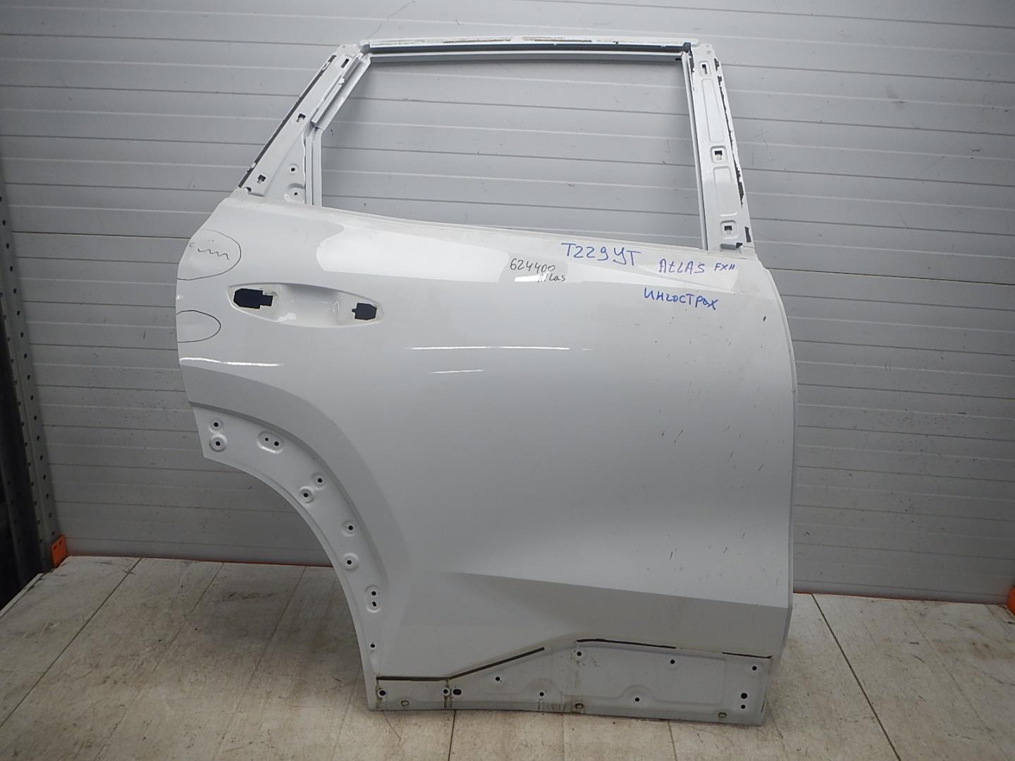 Дверь задняя правая