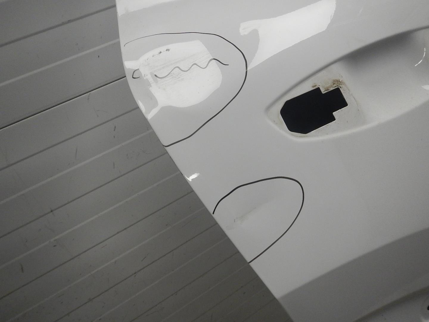 Дверь задняя правая