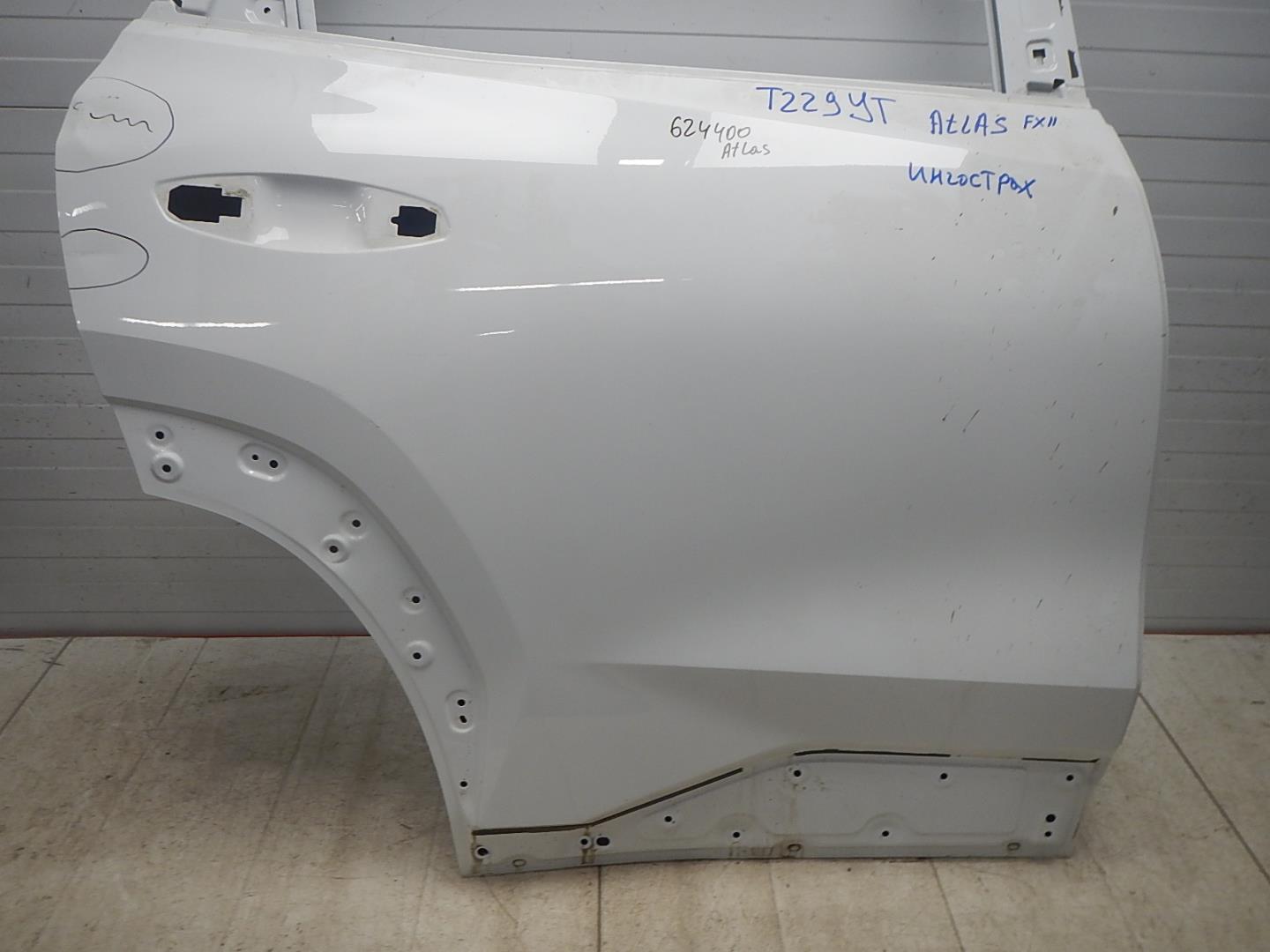 Дверь задняя правая