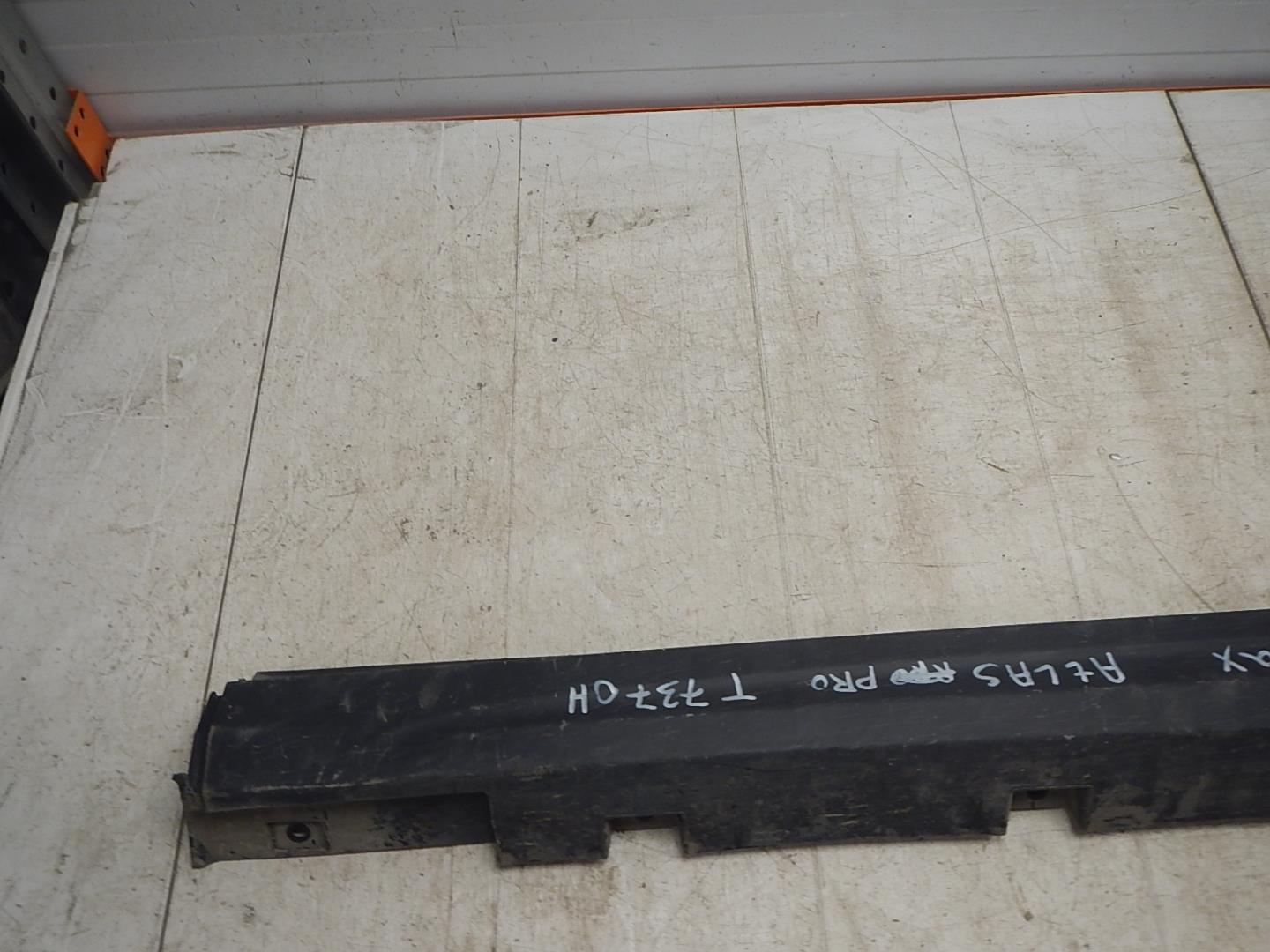 Накладка на порог (наружная)