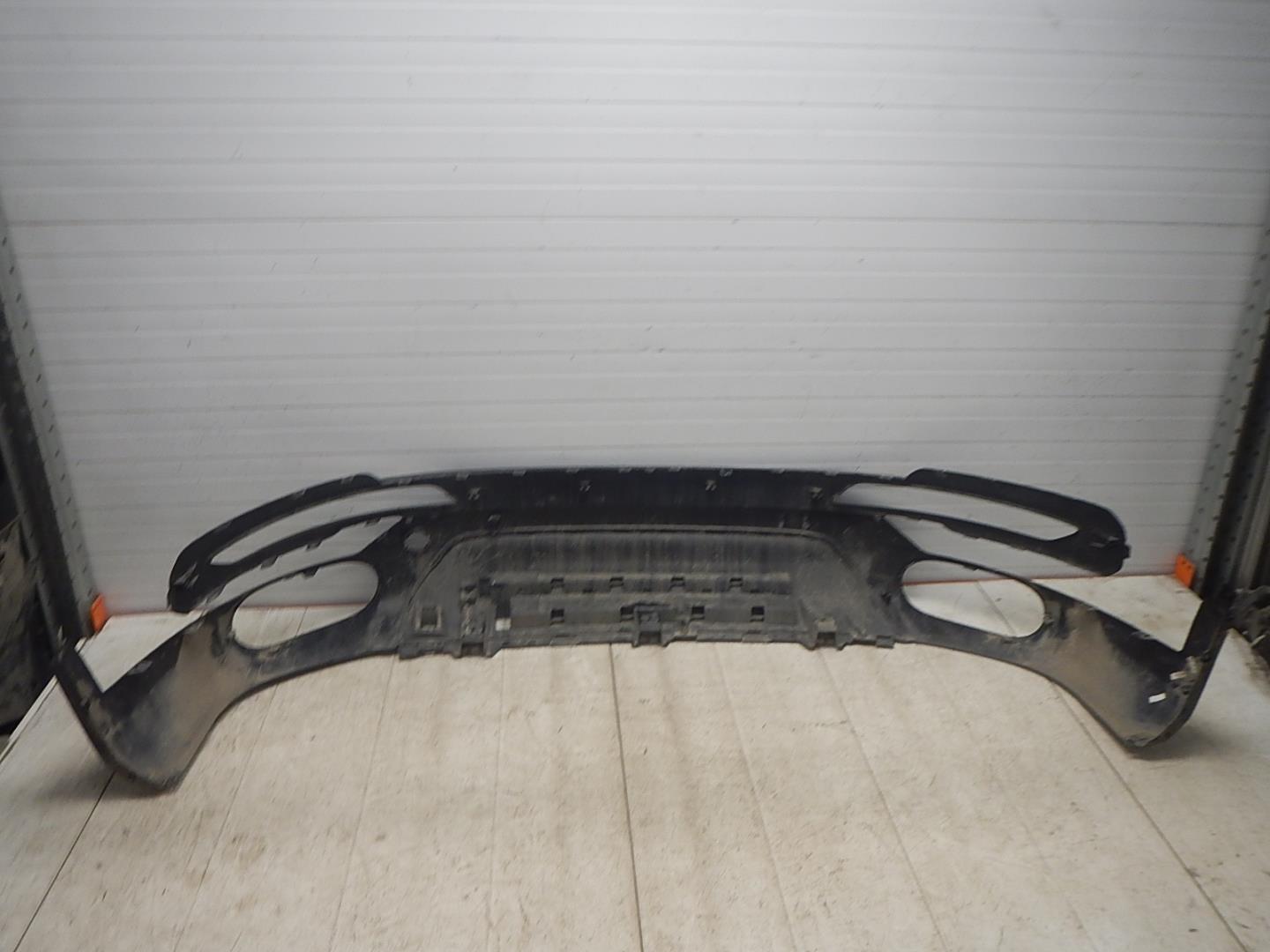 Бампер задний