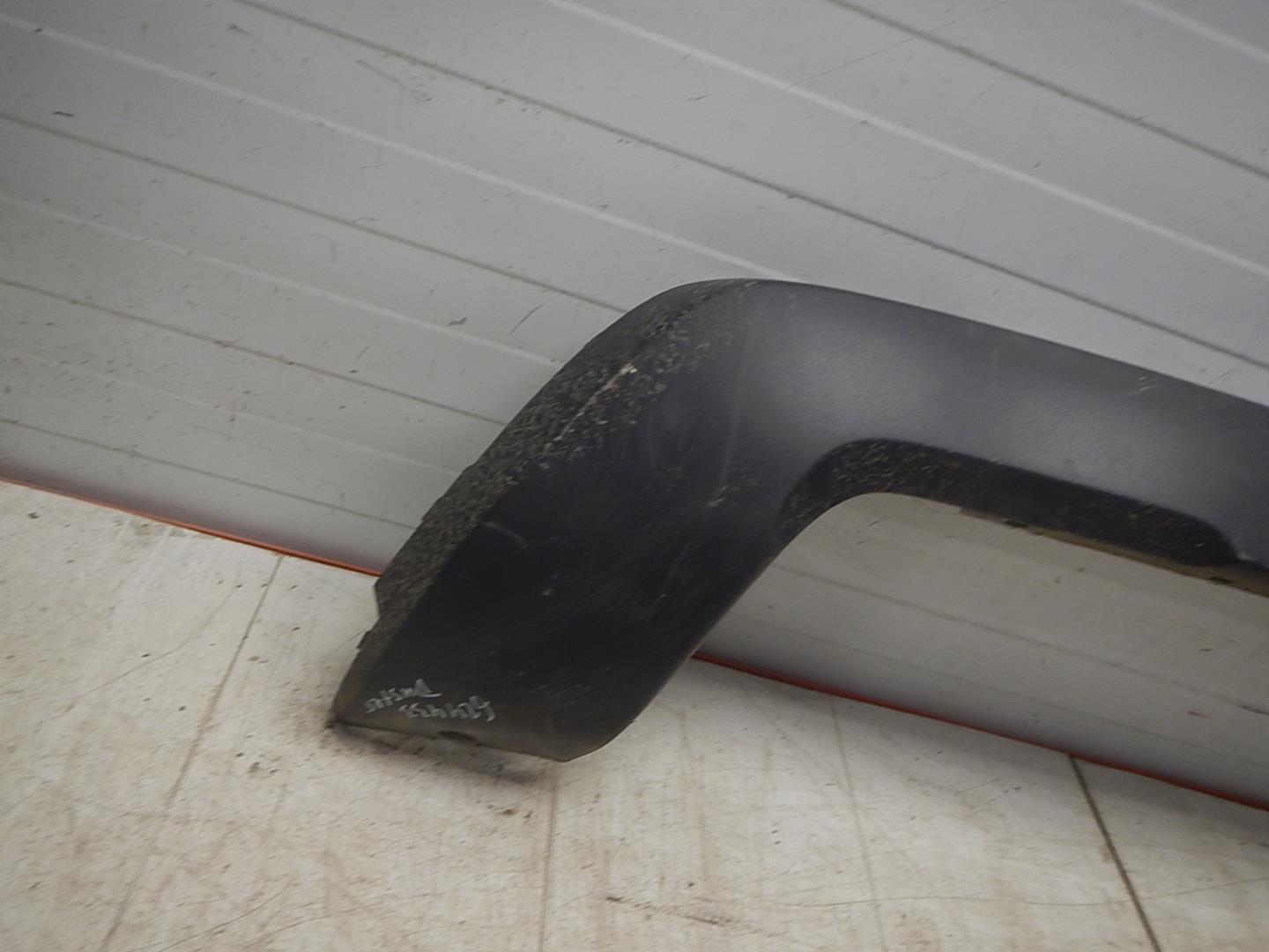 Накладка заднего бампера