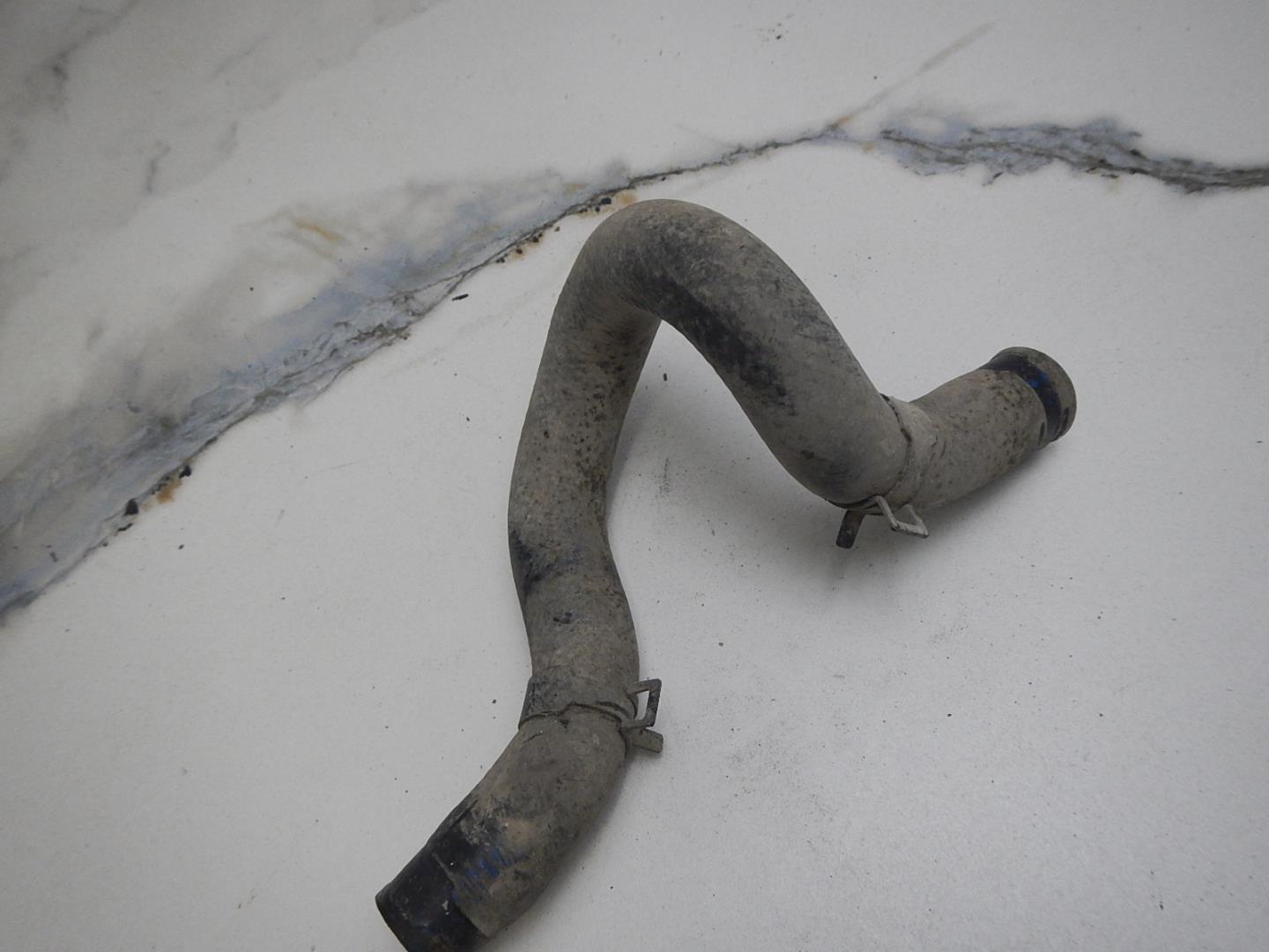 Патрубок отопителя