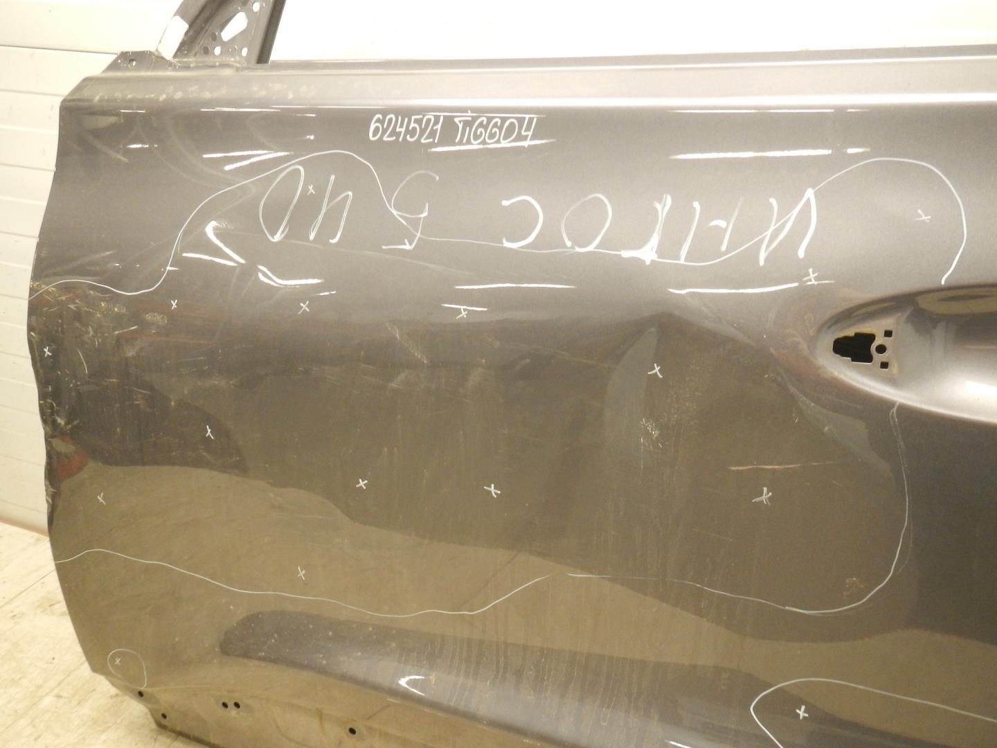 Дверь передняя левая