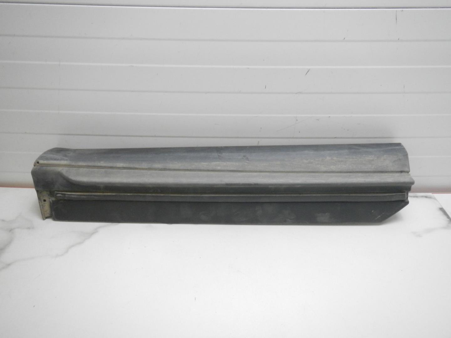 Накладка двери задней правой