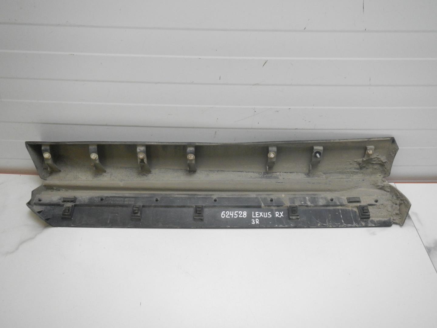 Накладка двери задней правой