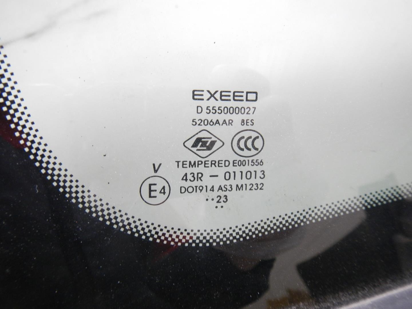 Стекло кузовное глухое левое