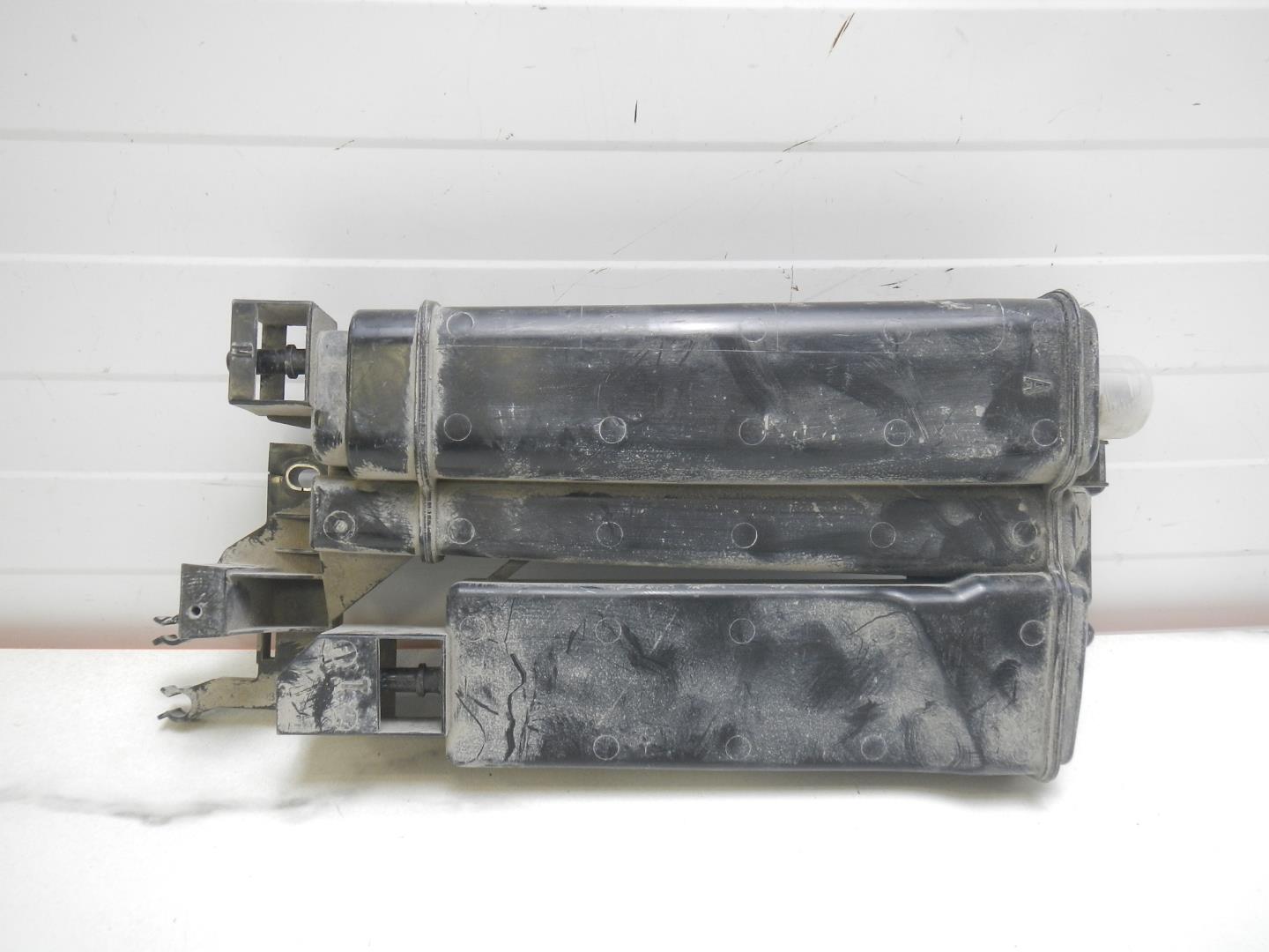 Абсорбер (фильтр угольный)