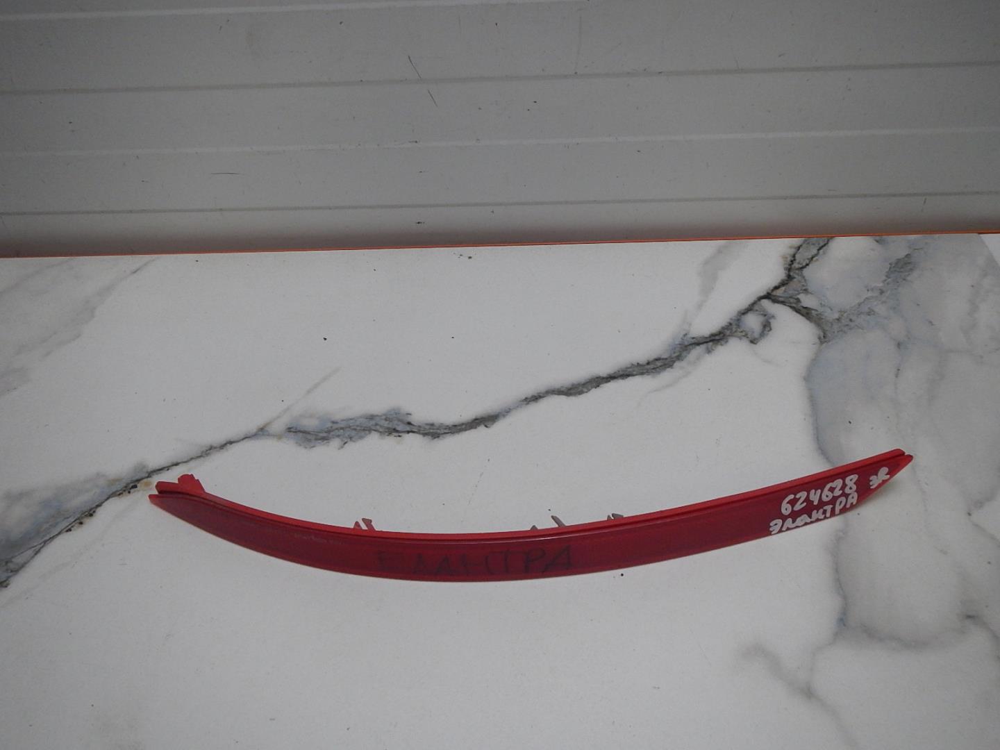 Отражатель в бампер задний правый