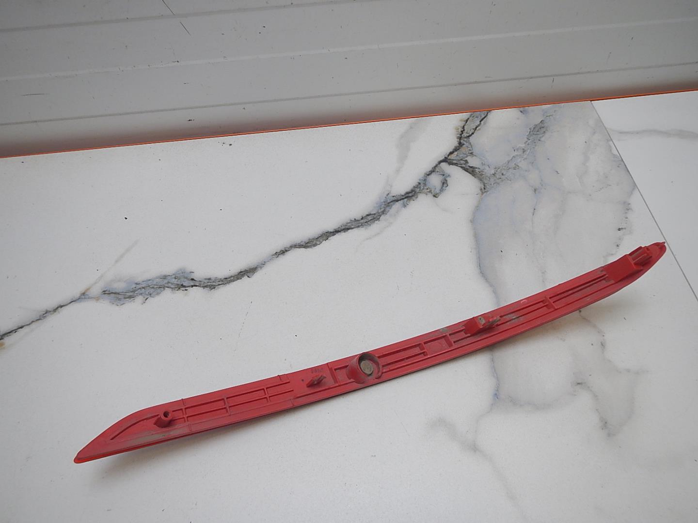 Отражатель в бампер задний левый