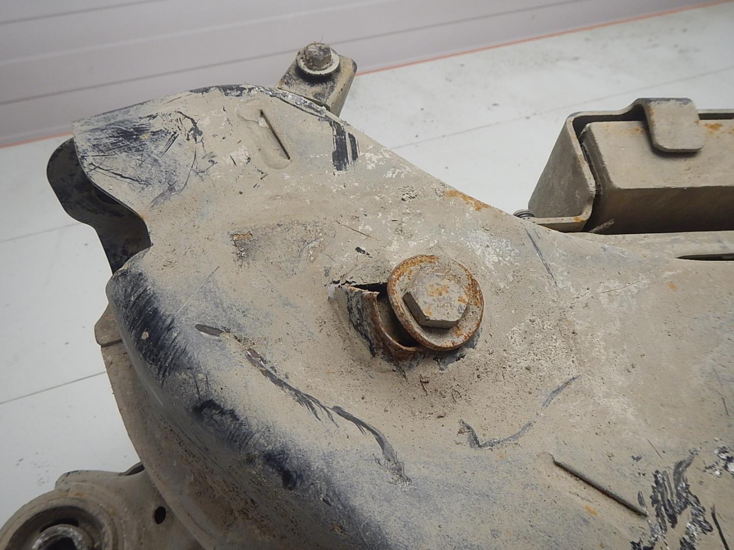 Балка подмоторная