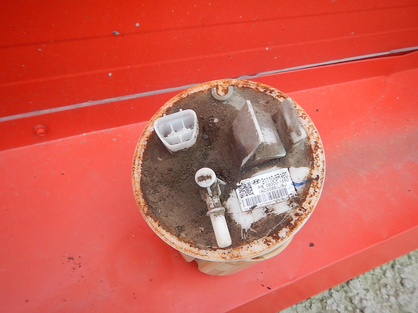 Насос топливный электрический